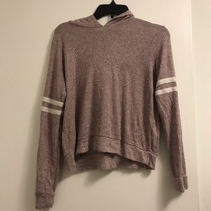 Grayish pinkish sweater shirt long sleeve